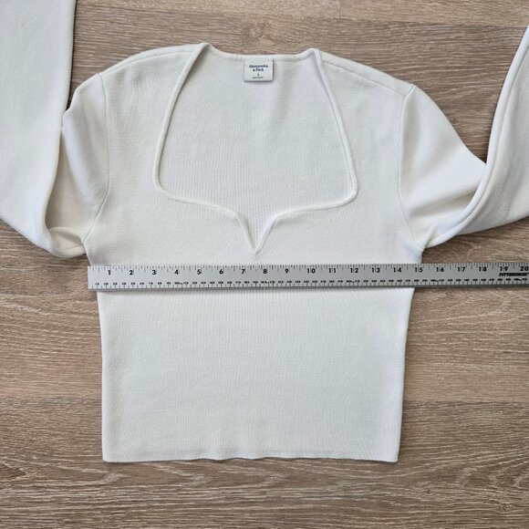 Abercrombie & Fitch Sweetheart Slim Semi Cropped Sweater White Size Small - Picture 9 of 16